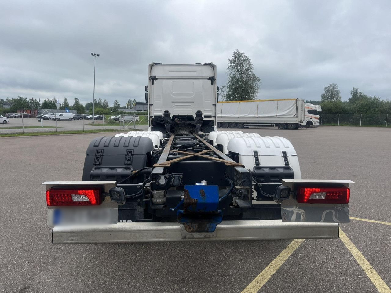 SCANIA R560 B8x4*4 / Chassis / sleeper cab / Power take-off - Φορτηγό σασί: φωτογραφία 5 SCANIA R560 B8x4*4 / Chassis / sleeper cab / Power take-off - Φορτηγό σασί: φωτογραφία 5