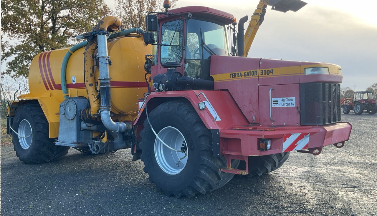 TERRA-GATOR TG 3104 Self-propelled liquid manure spreader - Κοπροδιανομέας: φωτογραφία 4 TERRA-GATOR TG 3104 Self-propelled liquid manure spreader - Κοπροδιανομέας: φωτογραφία 4