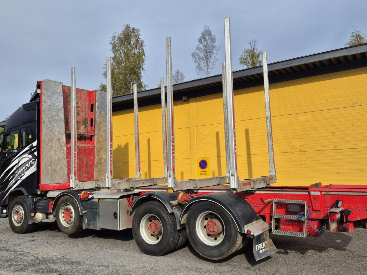 VOLVO FH 750 8x4 / 2 lifted axles / timber truck - Φορτηγό σασί: φωτογραφία 2 VOLVO FH 750 8x4 / 2 lifted axles / timber truck - Φορτηγό σασί: φωτογραφία 2