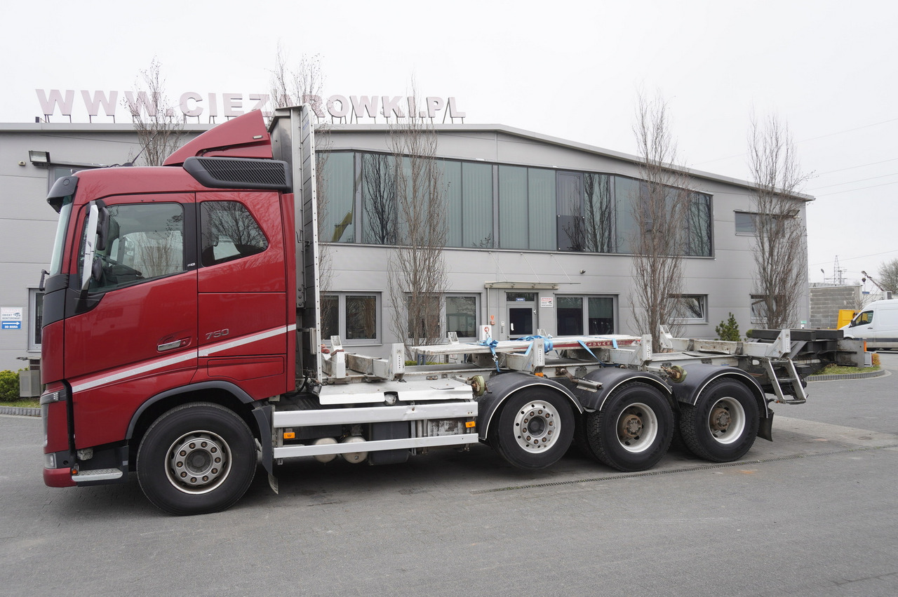 VOLVO FH16 750 / Frame 8 m / 750 HP! / 2021 / stanchion superstructure - Φορτηγό ξυλείας: φωτογραφία 4 VOLVO FH16 750 / Frame 8 m / 750 HP! / 2021 / stanchion superstructure - Φορτηγό ξυλείας: φωτογραφία 4