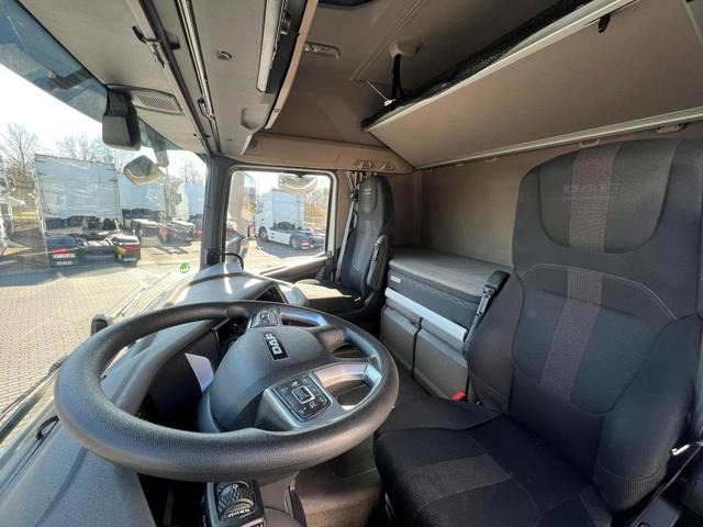 DAF XFn 480 FT Intarder 2xTank 1.105 L Vollspoiler - Τράκτορας: φωτογραφία 3 DAF XFn 480 FT Intarder 2xTank 1.105 L Vollspoiler - Τράκτορας: φωτογραφία 3