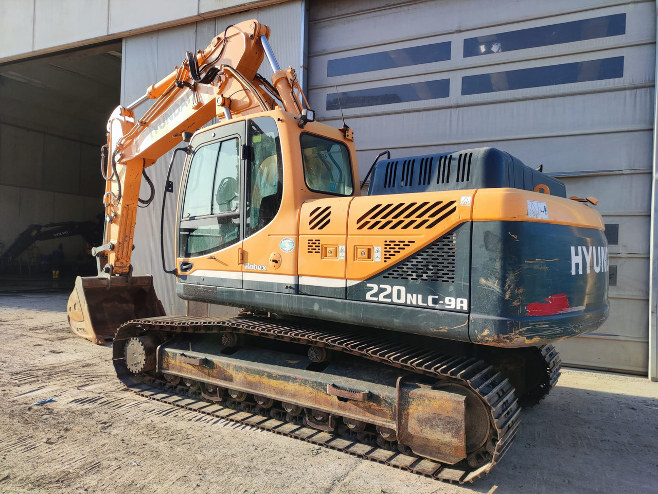 Hyundai R220NLC-9A - Ερπυστριοφόρος εκσκαφέας: φωτογραφία 2 Hyundai R220NLC-9A - Ερπυστριοφόρος εκσκαφέας: φωτογραφία 2