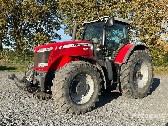 2011 Massey Ferguson 8670 Dyna-VT 4WD Tractor - Τρακτέρ: φωτογραφία 2 2011 Massey Ferguson 8670 Dyna-VT 4WD Tractor - Τρακτέρ: φωτογραφία 2
