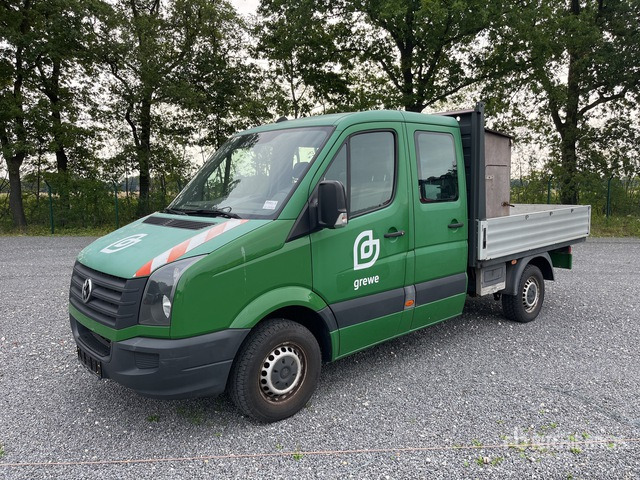 2015 Volkswagen Crafter 4x2 Crew Cab Flatbed Truck - Φορτηγό με ανοιχτή καρότσα: φωτογραφία 1 2015 Volkswagen Crafter 4x2 Crew Cab Flatbed Truck - Φορτηγό με ανοιχτή καρότσα: φωτογραφία 1