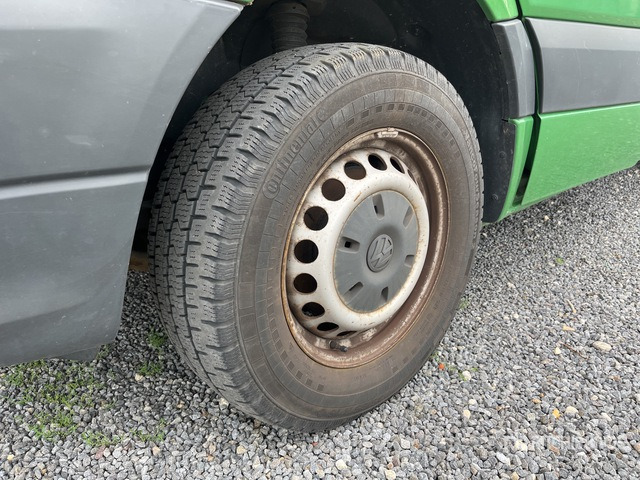 2015 Volkswagen Crafter 4x2 Crew Cab Flatbed Truck - Φορτηγό με ανοιχτή καρότσα: φωτογραφία 5 2015 Volkswagen Crafter 4x2 Crew Cab Flatbed Truck - Φορτηγό με ανοιχτή καρότσα: φωτογραφία 5