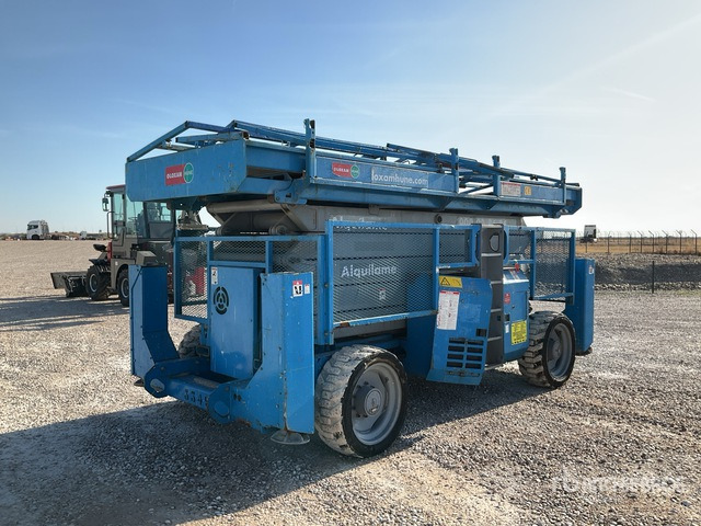 2006 Genie GS5390RT 4x4 Diesel Scissor Lift - Ψαλιδωτό ανυψωτικό: φωτογραφία 3 2006 Genie GS5390RT 4x4 Diesel Scissor Lift - Ψαλιδωτό ανυψωτικό: φωτογραφία 3