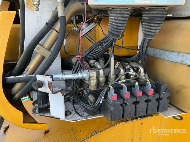 2007 Haulotte HA18PX 4WD Diesel Articulating Boom Lift - Καλαθοφόρο ανυψωτικό: φωτογραφία 4 2007 Haulotte HA18PX 4WD Diesel Articulating Boom Lift - Καλαθοφόρο ανυψωτικό: φωτογραφία 4