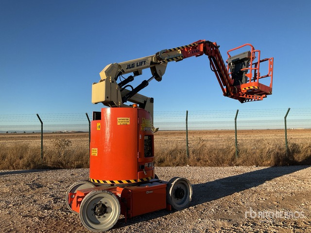 2007 JLG E300 AJP 2WD Electric Articulating Boom Lift - Καλαθοφόρο ανυψωτικό: φωτογραφία 1 2007 JLG E300 AJP 2WD Electric Articulating Boom Lift - Καλαθοφόρο ανυψωτικό: φωτογραφία 1