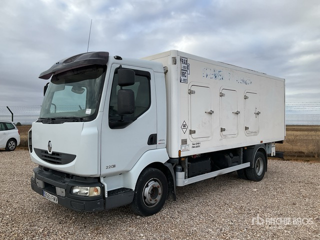 2007 Renault Midlum 220DXI 4x2 Refrigerated Truck - Φορτηγό ψυγείο: φωτογραφία 2 2007 Renault Midlum 220DXI 4x2 Refrigerated Truck - Φορτηγό ψυγείο: φωτογραφία 2