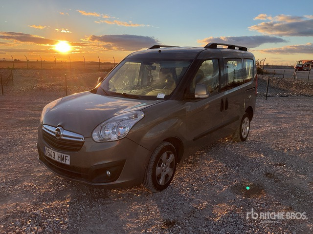 2012 Opel Combo Automobile - Ελαφρύ επαγγελματικό: φωτογραφία 1 2012 Opel Combo Automobile - Ελαφρύ επαγγελματικό: φωτογραφία 1