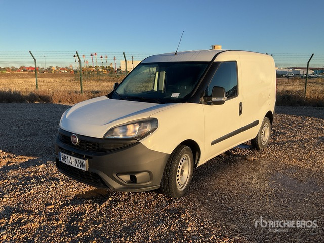 2018 Fiat Doblo Cargo Van - Ελαφρύ επαγγελματικό: φωτογραφία 1 2018 Fiat Doblo Cargo Van - Ελαφρύ επαγγελματικό: φωτογραφία 1
