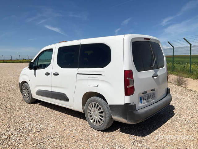 2020 Toyota Proace City Verso Passenger Van - Μικρό λεωφορείο, Επιβατικό βαν: φωτογραφία 4 2020 Toyota Proace City Verso Passenger Van - Μικρό λεωφορείο, Επιβατικό βαν: φωτογραφία 4
