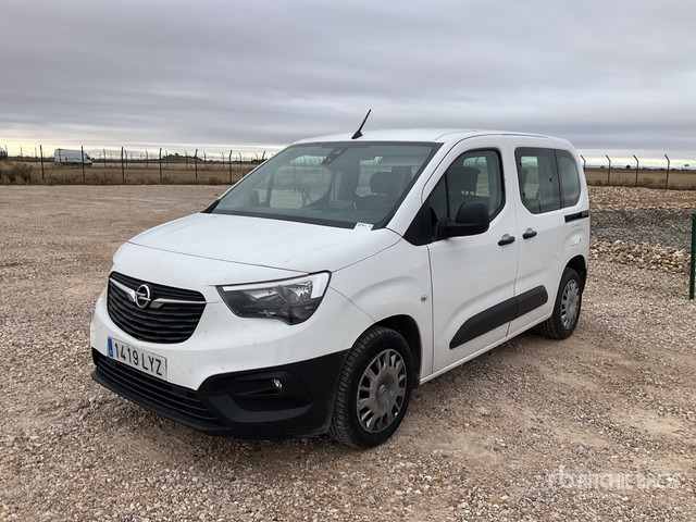 2022 Opel Combo Passenger Van - Μικρό λεωφορείο, Επιβατικό βαν: φωτογραφία 1 2022 Opel Combo Passenger Van - Μικρό λεωφορείο, Επιβατικό βαν: φωτογραφία 1