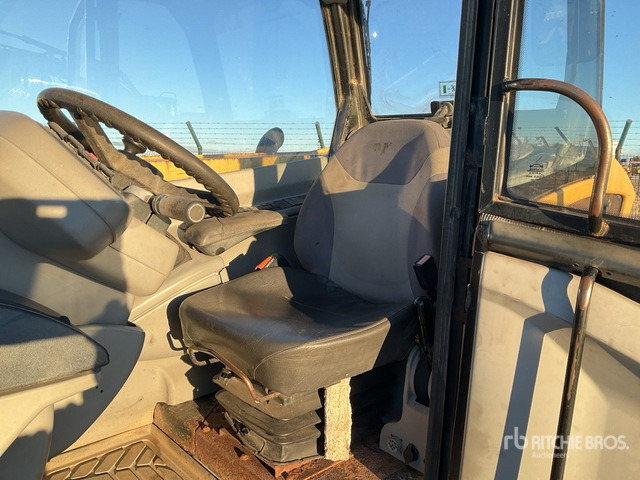 Cat TH350B Telehandler - Τηλεσκοπικός φορτωτής: φωτογραφία 5 Cat TH350B Telehandler - Τηλεσκοπικός φορτωτής: φωτογραφία 5