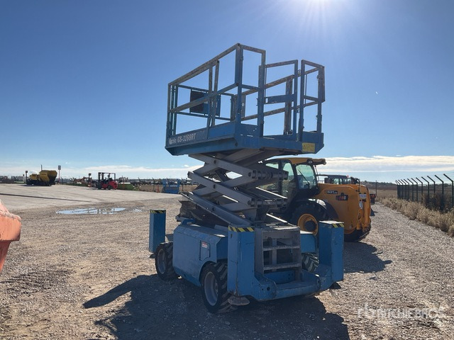 Genie GS3268RT Scissor Lift - Ψαλιδωτό ανυψωτικό: φωτογραφία 3 Genie GS3268RT Scissor Lift - Ψαλιδωτό ανυψωτικό: φωτογραφία 3