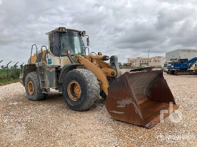 LIEBHERR L556 - Ελαστιχοφόρος φορτωτής: φωτογραφία 4 LIEBHERR L556 - Ελαστιχοφόρος φορτωτής: φωτογραφία 4