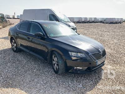 SKODA SUPERB 2.0D - Αυτοκίνητο: φωτογραφία 4 SKODA SUPERB 2.0D - Αυτοκίνητο: φωτογραφία 4