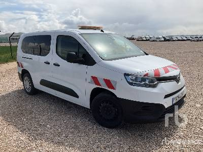 TOYOTA PROACE - Βαν: φωτογραφία 4 TOYOTA PROACE - Βαν: φωτογραφία 4