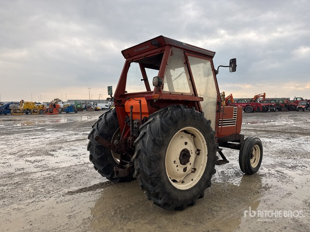 1983 Fiat 780 2WD Tractor - Τρακτέρ: φωτογραφία 3 1983 Fiat 780 2WD Tractor - Τρακτέρ: φωτογραφία 3