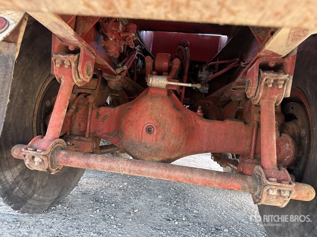 Φορτηγό ανατρεπόμενο 1988 Iveco 330-30 6x4 T/A Dump Truck: φωτογραφία 6