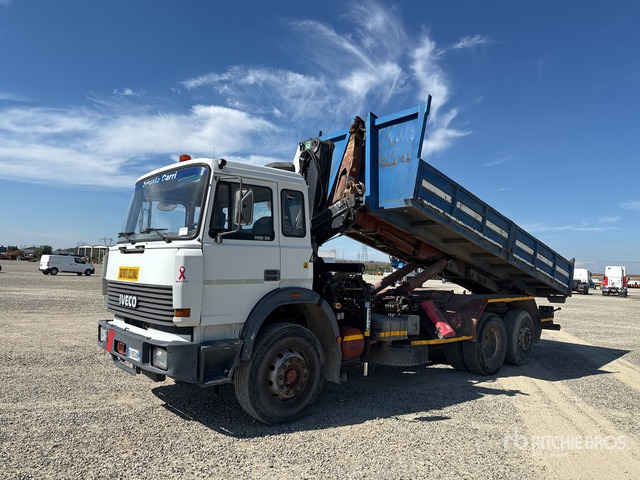 1990 Iveco 190-36 6x2 Roll-Off Truck - Φορτηγό φόρτωσης γάντζου: φωτογραφία 2 1990 Iveco 190-36 6x2 Roll-Off Truck - Φορτηγό φόρτωσης γάντζου: φωτογραφία 2