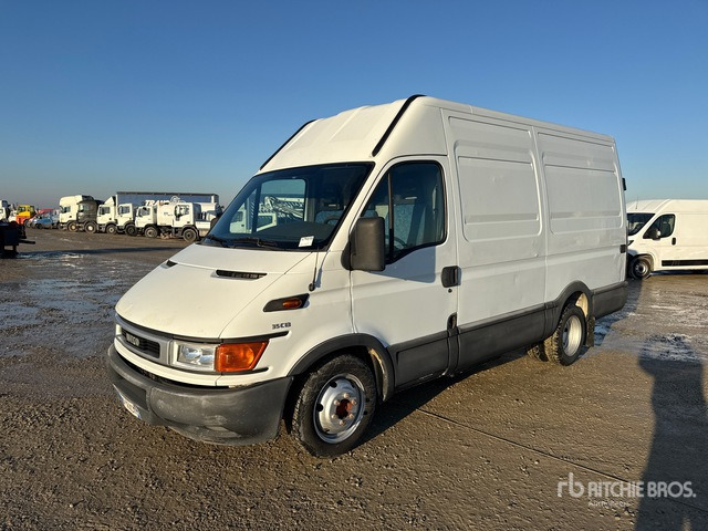 1999 Iveco Daily 35C13 2.8 125CV Van Truck - Φορτηγό κόφα: φωτογραφία 1 1999 Iveco Daily 35C13 2.8 125CV Van Truck - Φορτηγό κόφα: φωτογραφία 1