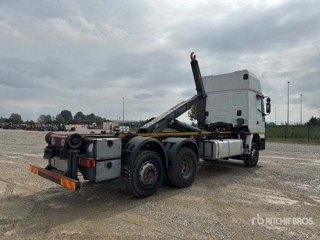 2001 Iveco Eurostar 260E40 6x2 Sleeper Roll-Off Truck - Φορτηγό φόρτωσης γάντζου: φωτογραφία 4 2001 Iveco Eurostar 260E40 6x2 Sleeper Roll-Off Truck - Φορτηγό φόρτωσης γάντζου: φωτογραφία 4