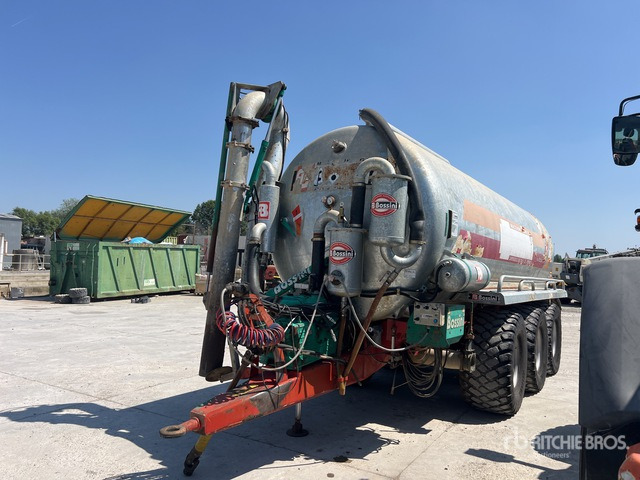 2006 Bossini B260H 20260 L Tri/A Tanker Trailer - Ρυμούλκα βυτίο: φωτογραφία 4 2006 Bossini B260H 20260 L Tri/A Tanker Trailer - Ρυμούλκα βυτίο: φωτογραφία 4
