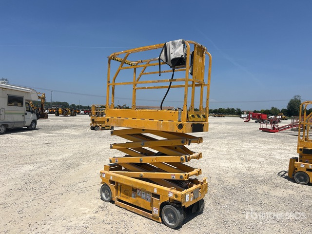 2008 Haulotte Optimum 8 Scissor Lift - Ψαλιδωτό ανυψωτικό: φωτογραφία 2 2008 Haulotte Optimum 8 Scissor Lift - Ψαλιδωτό ανυψωτικό: φωτογραφία 2