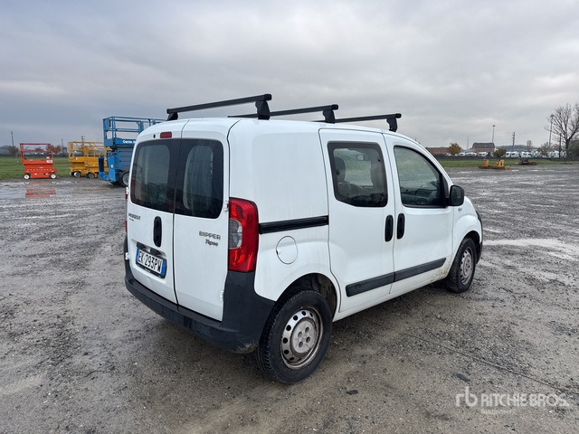 2011 Peugeot Bipper Van Truck - Φορτηγό κόφα: φωτογραφία 3 2011 Peugeot Bipper Van Truck - Φορτηγό κόφα: φωτογραφία 3