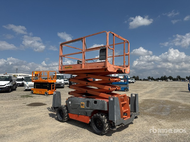 2012 Haulotte Compact12DX Piattaforma aerea verticale - Ψαλιδωτό ανυψωτικό: φωτογραφία 1 2012 Haulotte Compact12DX Piattaforma aerea verticale - Ψαλιδωτό ανυψωτικό: φωτογραφία 1