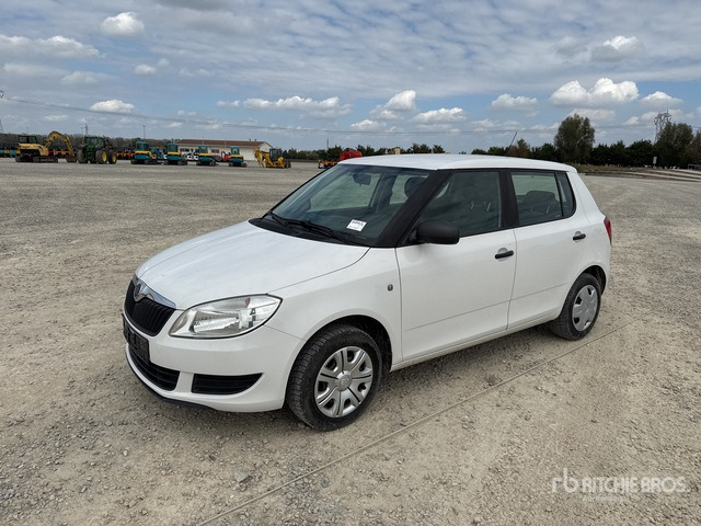 2013 Skoda Fabia Autovettura - Αυτοκίνητο: φωτογραφία 2 2013 Skoda Fabia Autovettura - Αυτοκίνητο: φωτογραφία 2