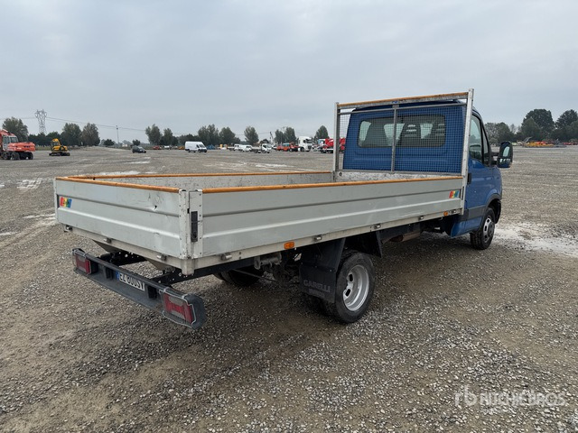 2015 Iveco Daily 35C11 Autocarro cassone fisso - Μικρό φορτηγό με καρότσα: φωτογραφία 3 2015 Iveco Daily 35C11 Autocarro cassone fisso - Μικρό φορτηγό με καρότσα: φωτογραφία 3