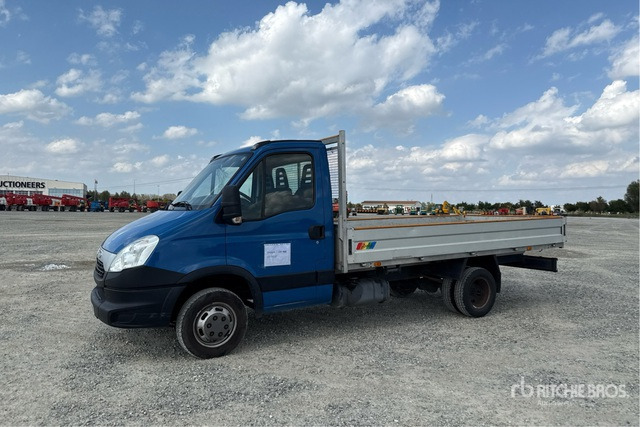 2015 Iveco Daily 35C11 Autocarro cassone fisso - Μικρό φορτηγό με καρότσα: φωτογραφία 3 2015 Iveco Daily 35C11 Autocarro cassone fisso - Μικρό φορτηγό με καρότσα: φωτογραφία 3