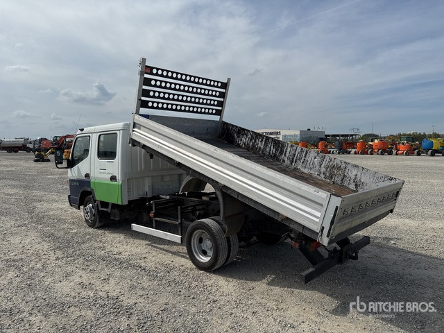 2015 Mitsubishi Canter Crew Cab Dump Truck: Light Duty - Φορτηγό ανατρεπόμενο: φωτογραφία 3 2015 Mitsubishi Canter Crew Cab Dump Truck: Light Duty - Φορτηγό ανατρεπόμενο: φωτογραφία 3