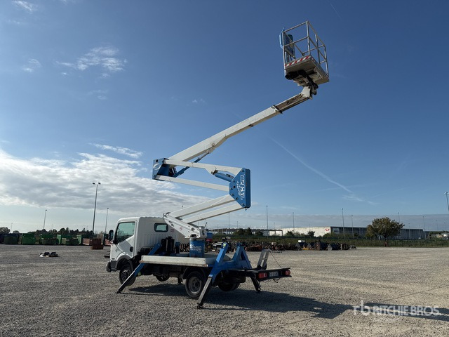 2016 Nissan Cabstar 35.12 2014 Socage DA320 20 m on Bucket Truck - Φορτηγό με εναέρια πλατφόρμα: φωτογραφία 4 2016 Nissan Cabstar 35.12 2014 Socage DA320 20 m on Bucket Truck - Φορτηγό με εναέρια πλατφόρμα: φωτογραφία 4