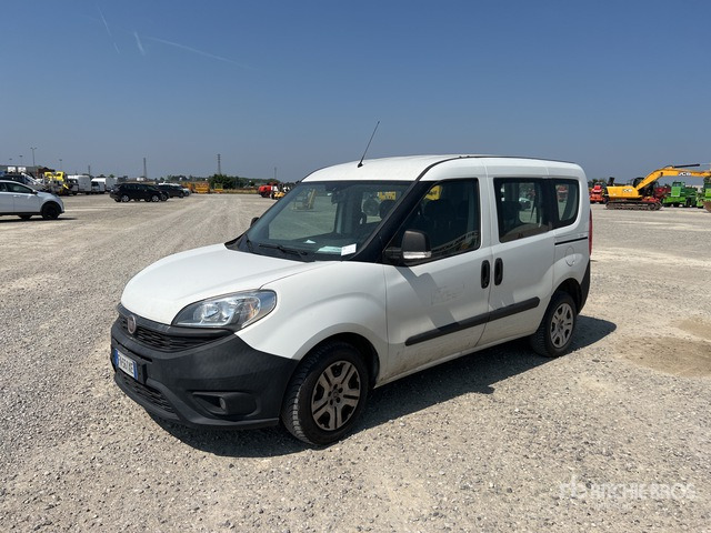 2018 Fiat Doblo COMBI 1.3 MJT 16V SX N1 Van Truck - Βαν: φωτογραφία 1 2018 Fiat Doblo COMBI 1.3 MJT 16V SX N1 Van Truck - Βαν: φωτογραφία 1