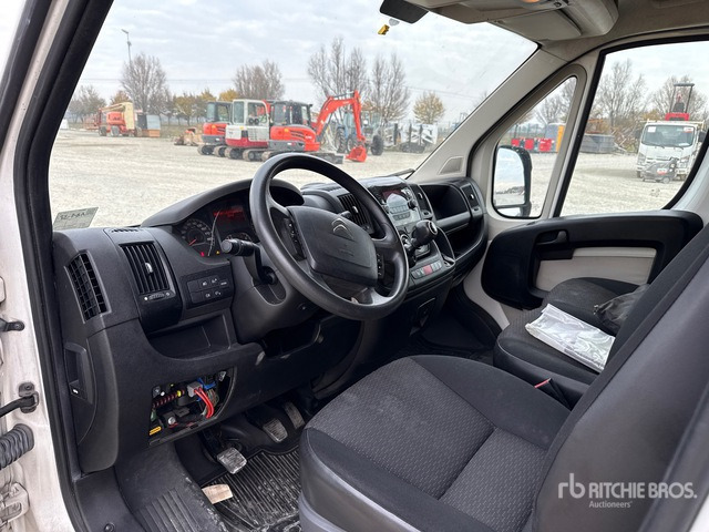 2019 Citroen Jumper (Inoperable) Van Truck - Φορτηγό κόφα: φωτογραφία 5 2019 Citroen Jumper (Inoperable) Van Truck - Φορτηγό κόφα: φωτογραφία 5