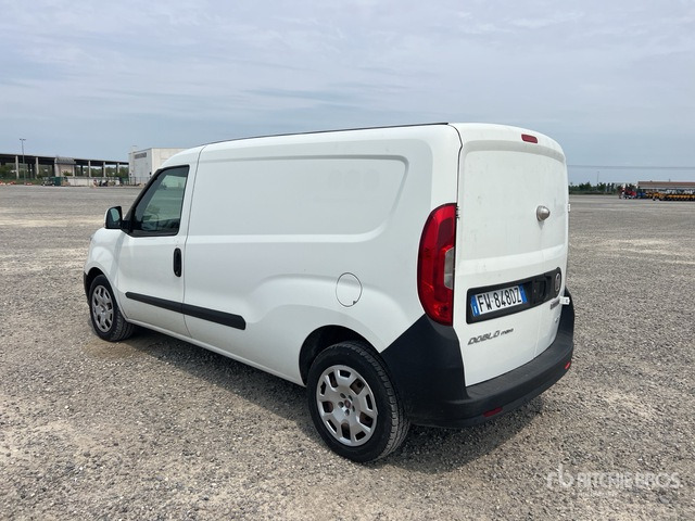 2019 Fiat Doblo Cargo Autocarro furgonato - Μικρό βαν: φωτογραφία 3 2019 Fiat Doblo Cargo Autocarro furgonato - Μικρό βαν: φωτογραφία 3
