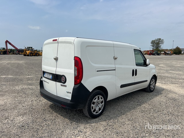 2019 Fiat Doblo Cargo Autocarro furgonato - Μικρό βαν: φωτογραφία 4 2019 Fiat Doblo Cargo Autocarro furgonato - Μικρό βαν: φωτογραφία 4