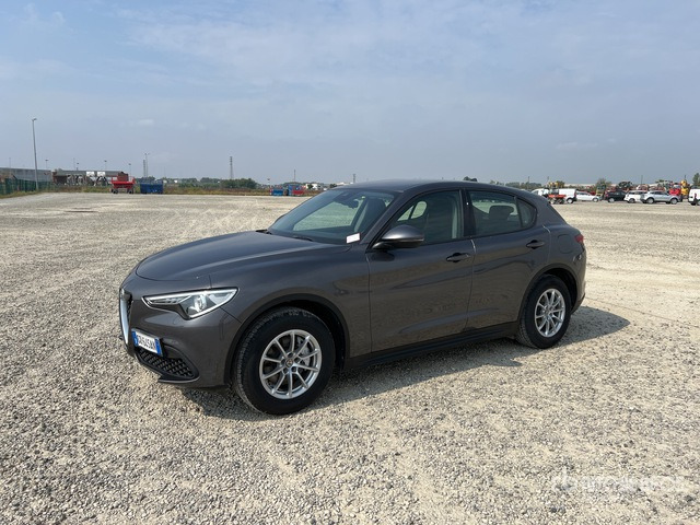 2020 Alfa Romeo Stelvio 2.2 TD 190CV AT8 Q4 BUSINESS SUV - SUV: φωτογραφία 1 2020 Alfa Romeo Stelvio 2.2 TD 190CV AT8 Q4 BUSINESS SUV - SUV: φωτογραφία 1