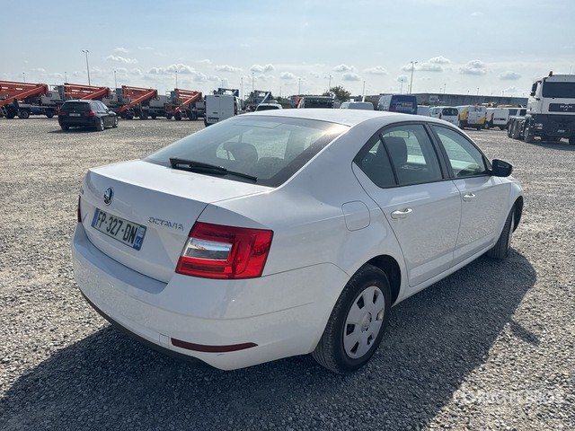 2020 Skoda Octavia Autovettura - Αυτοκίνητο: φωτογραφία 3 2020 Skoda Octavia Autovettura - Αυτοκίνητο: φωτογραφία 3