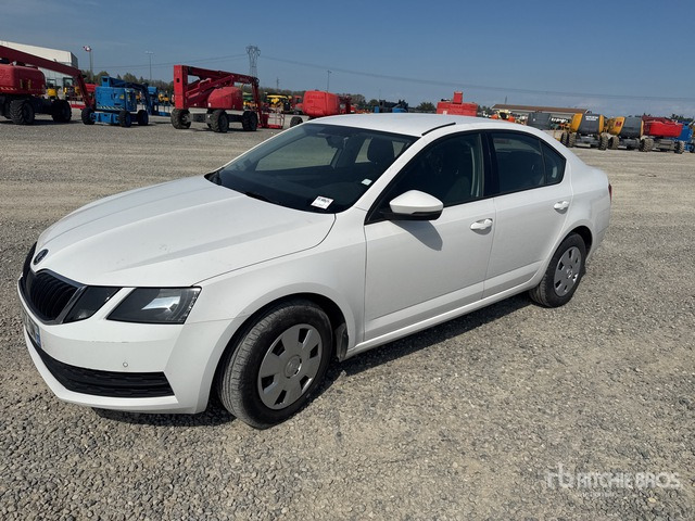 2020 Skoda Octavia Autovettura - Αυτοκίνητο: φωτογραφία 1 2020 Skoda Octavia Autovettura - Αυτοκίνητο: φωτογραφία 1