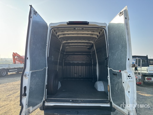 2022 Iveco Daily 35 CNG 35S14NV 3520L H2 BLUE P Van Truck - Φορτηγό κόφα: φωτογραφία 4 2022 Iveco Daily 35 CNG 35S14NV 3520L H2 BLUE P Van Truck - Φορτηγό κόφα: φωτογραφία 4