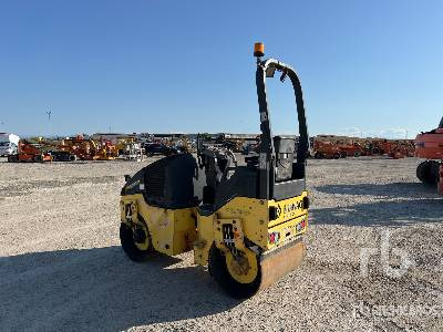 BOMAG BW100AD-5 - Ασφαλτικός οδοστρωτήρας: φωτογραφία 3 BOMAG BW100AD-5 - Ασφαλτικός οδοστρωτήρας: φωτογραφία 3
