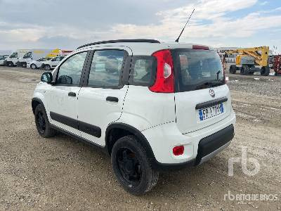 FIAT PANDA 4X4 - Αυτοκίνητο: φωτογραφία 2 FIAT PANDA 4X4 - Αυτοκίνητο: φωτογραφία 2