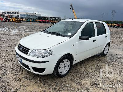 FIAT PUNTO - Αυτοκίνητο: φωτογραφία 1 FIAT PUNTO - Αυτοκίνητο: φωτογραφία 1
