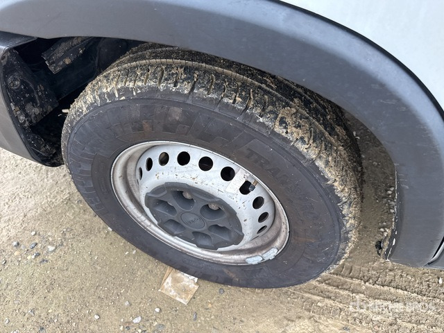 Iveco Daily 35-120 Autocarro cassone fisso - Μικρό φορτηγό με καρότσα: φωτογραφία 5 Iveco Daily 35-120 Autocarro cassone fisso - Μικρό φορτηγό με καρότσα: φωτογραφία 5