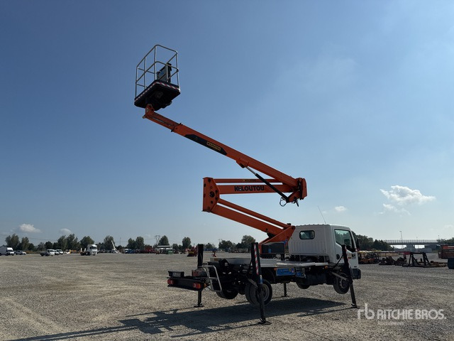 Nissan Cabstar Piattaforma autocarrata - Φορτηγό με εναέρια πλατφόρμα: φωτογραφία 3 Nissan Cabstar Piattaforma autocarrata - Φορτηγό με εναέρια πλατφόρμα: φωτογραφία 3