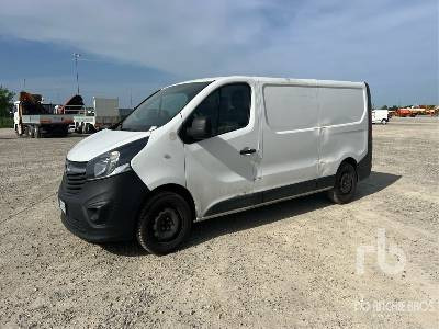 OPEL VIVARO - Φορτηγό κόφα: φωτογραφία 1 OPEL VIVARO - Φορτηγό κόφα: φωτογραφία 1
